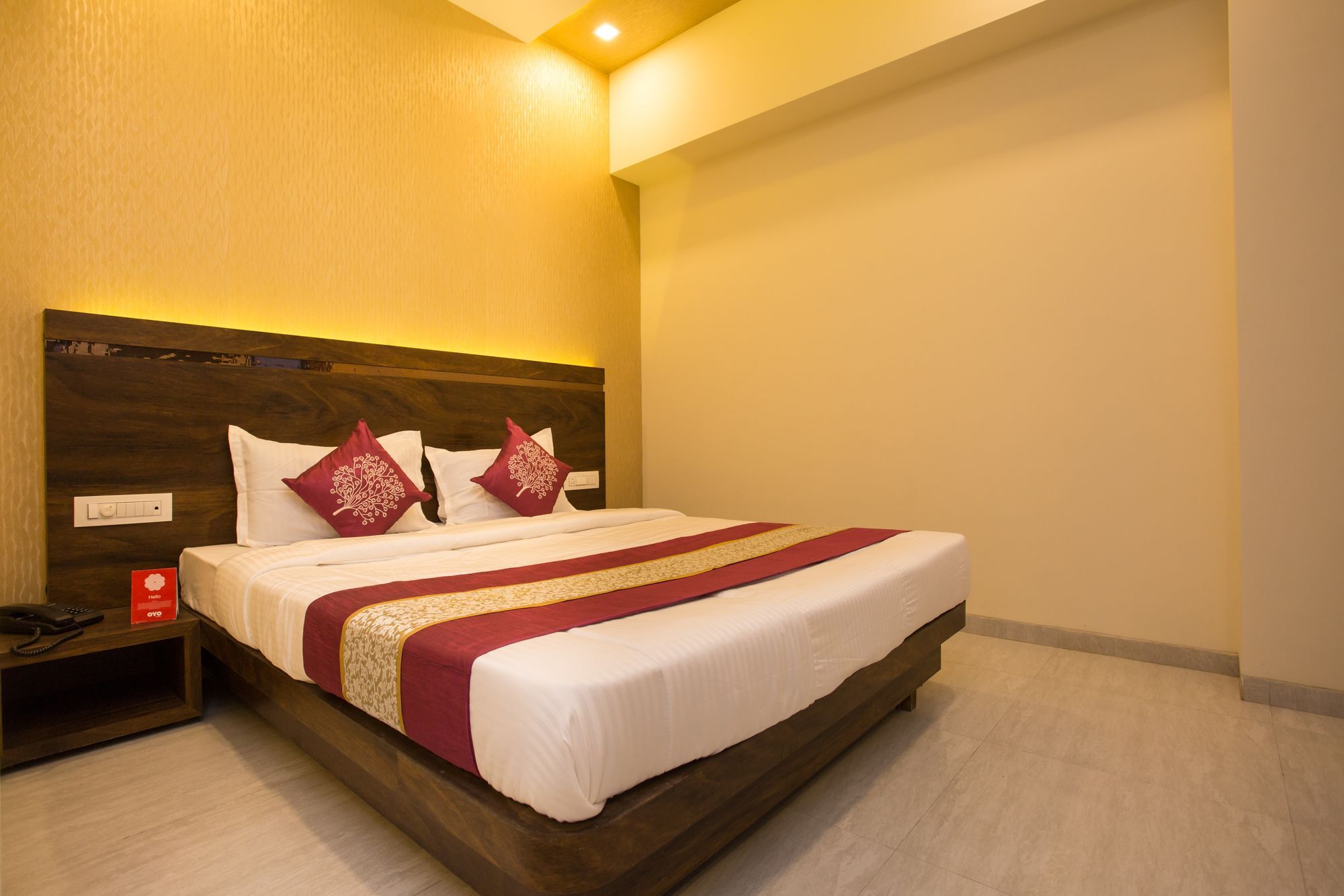 Отель Oyo 7156 Hill View Residency Нави Мумбаи Экстерьер фото